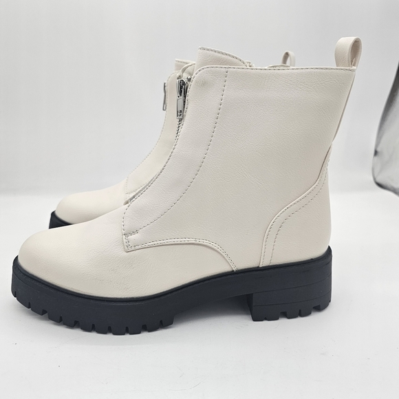 NIB New York & Company Allie Womens White Block Heel Lug Sole Zip Up Boot 10 - Picture 12 of 12